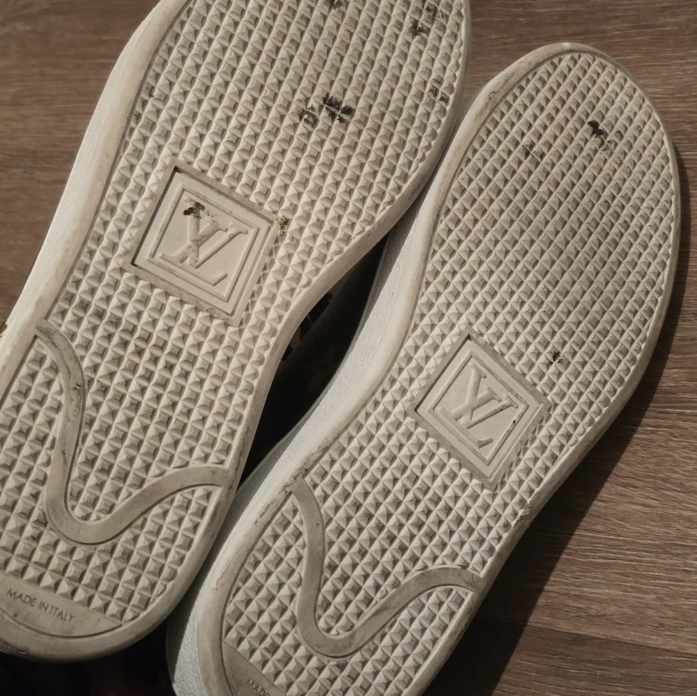 Louis vuitton frontrow shoes size 38